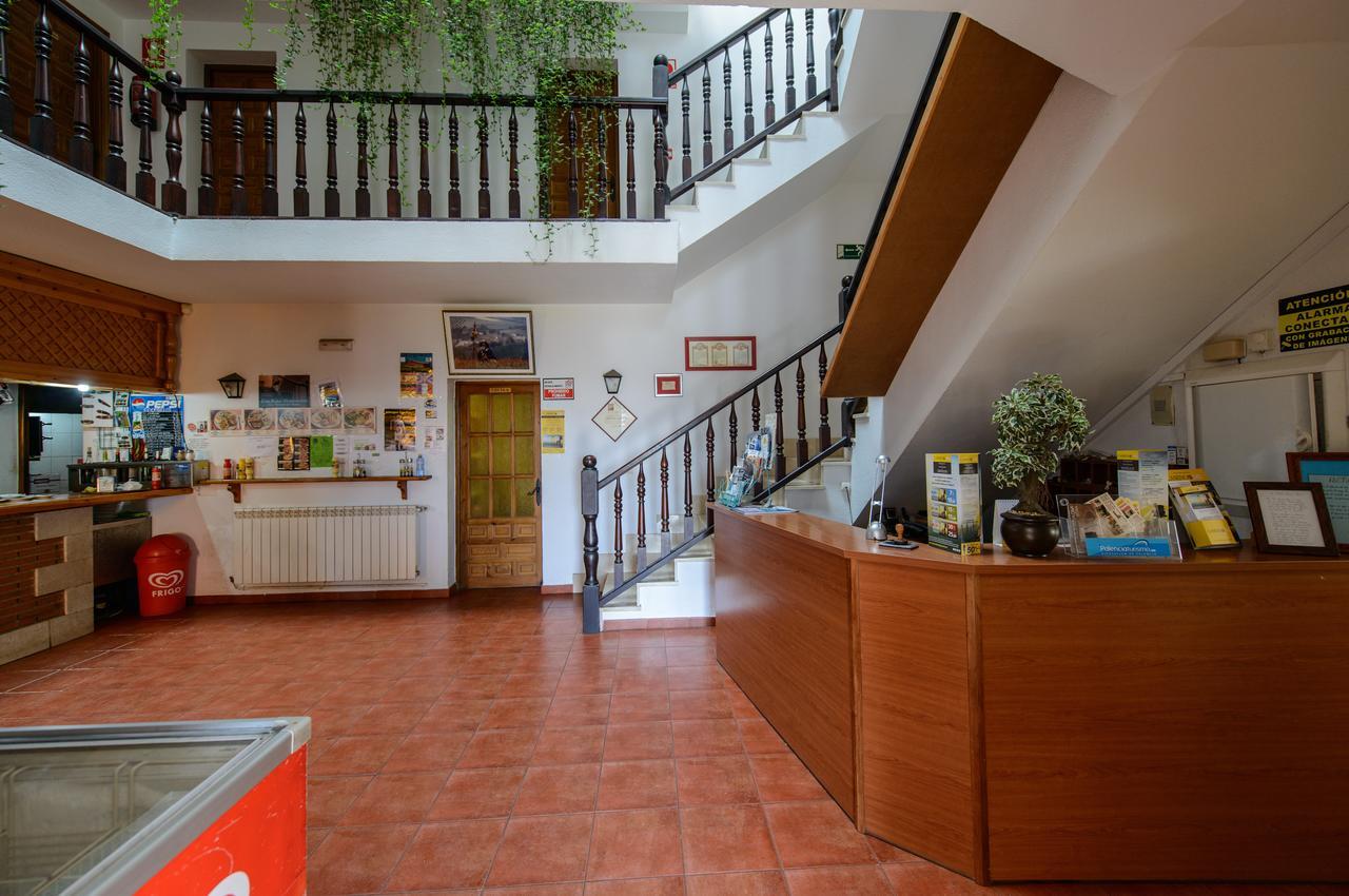 Hostal Camino Real Calzadilla de la Cueza Exterior photo
